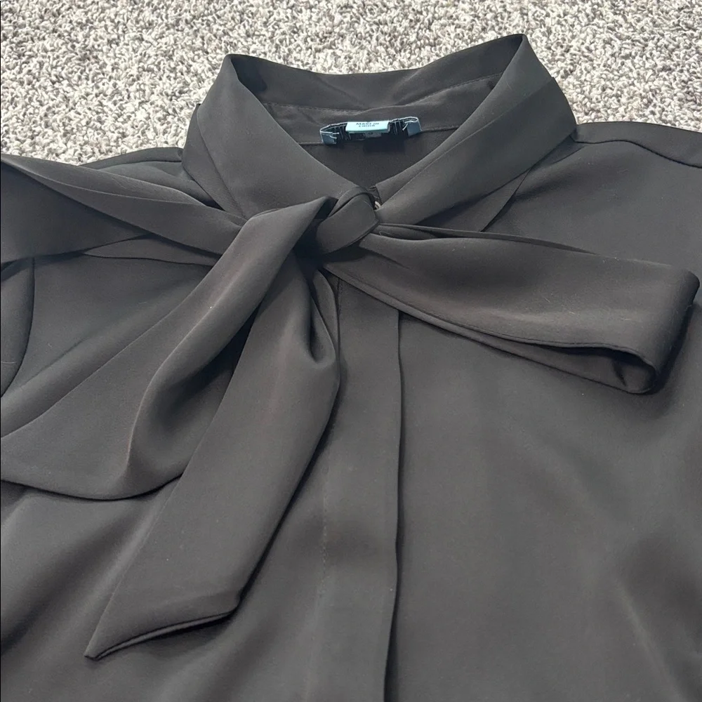 EUC CeCe Tie Neck Button Down Blouse Small - Picture 2 of 6
